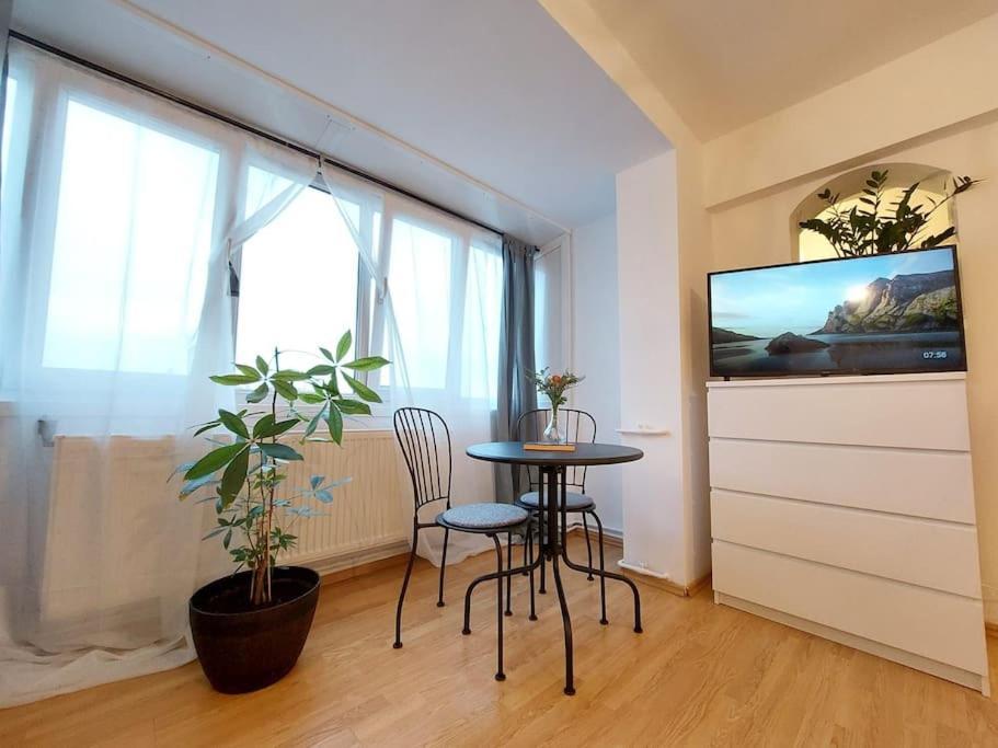 Sweet Dreams Suites Cismigiu Studio บูคาเรสต์ ภายนอก รูปภาพ